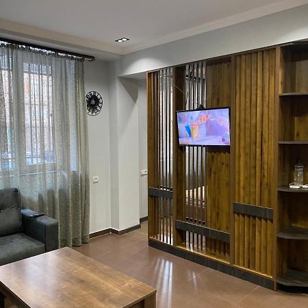One Central Apartment يريفان المظهر الخارجي الصورة