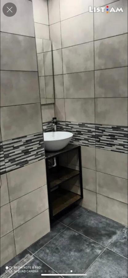 One Central Apartment يريفان المظهر الخارجي الصورة
