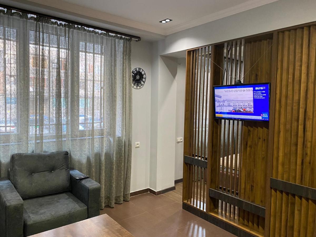 One Central Apartment يريفان المظهر الخارجي الصورة