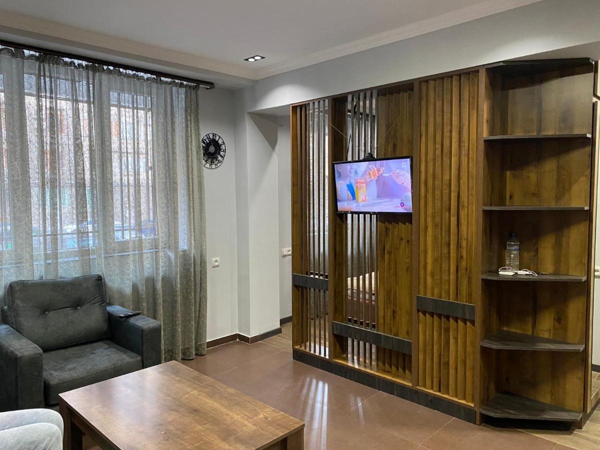 One Central Apartment يريفان المظهر الخارجي الصورة